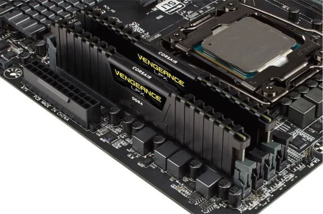 Corsair 32GB KIT DDR4 3600 MHz CL16 Vengeance LPX Black