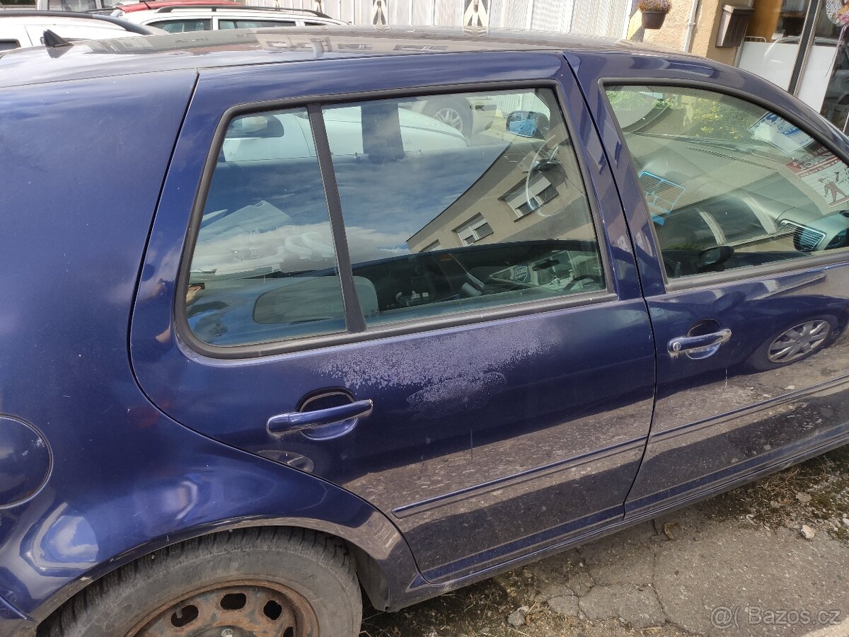 Zadní dveře - VW Golf 4