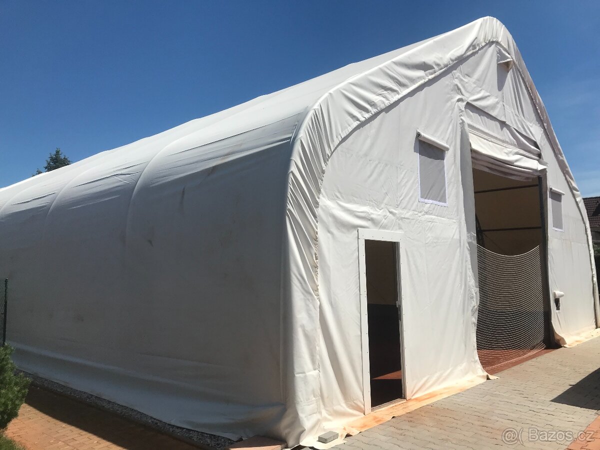 Plachtová montovaná hala - 12,2 x 30,5 x 6,4 m - 900g/m2