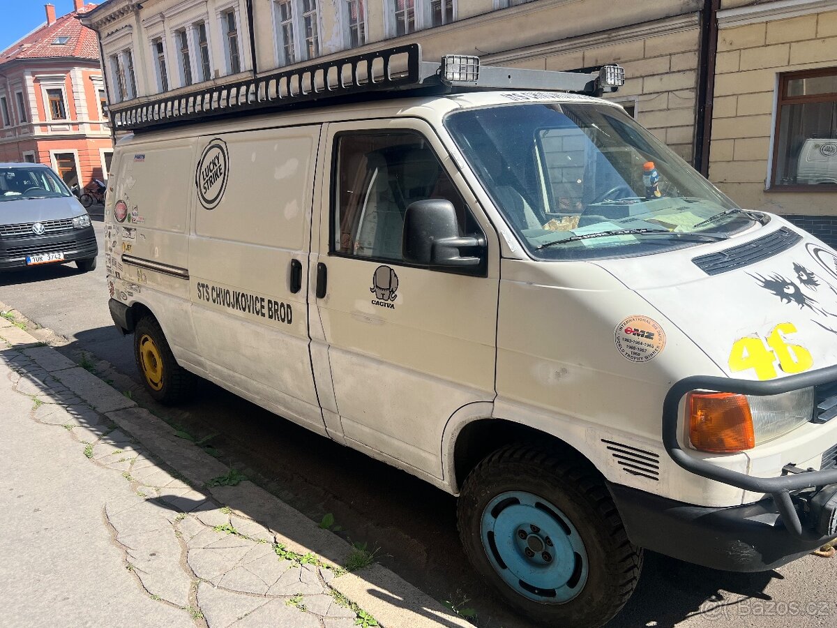 T4 transportér skříň