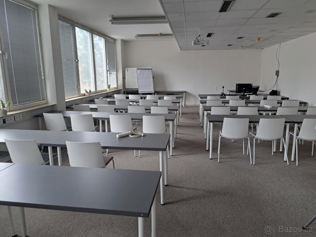 Stůl Stůl Ikea LAGKAPTEN/ADILS šedý 29 Ks
