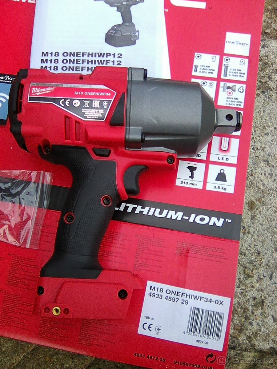 Milwaukee M18 ONEFHIWF3/4-golovy 2034 Nm rázový utahovák