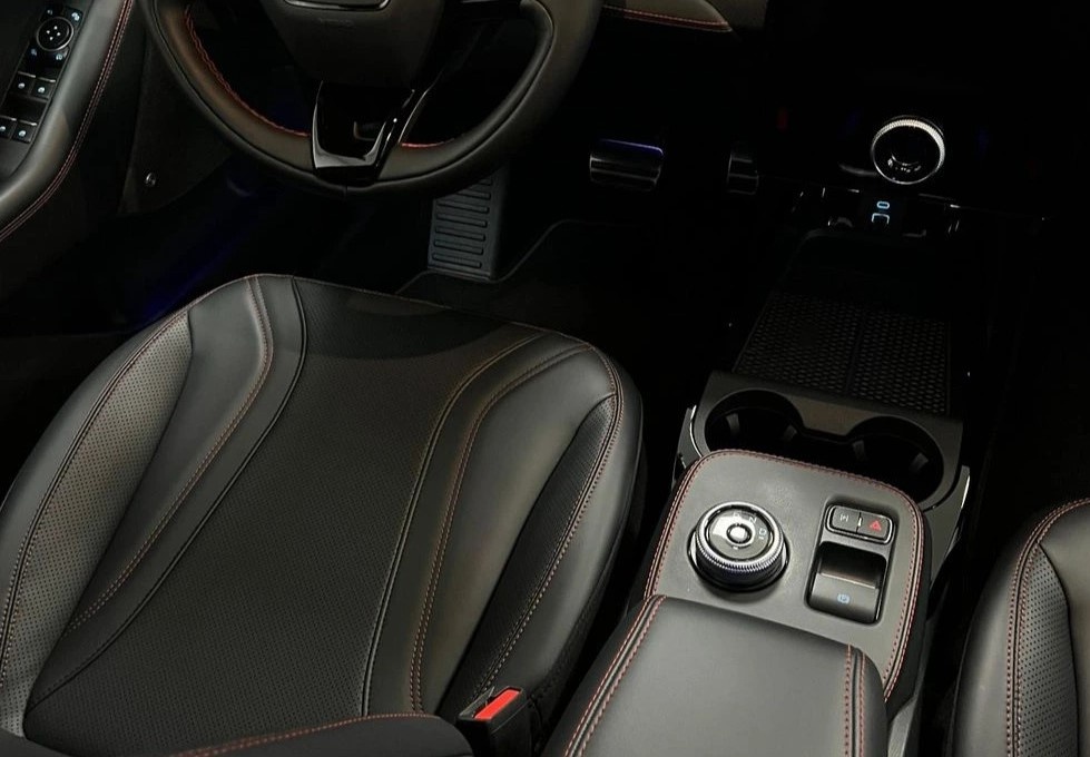 Prodám Ford Mustang Mach-E