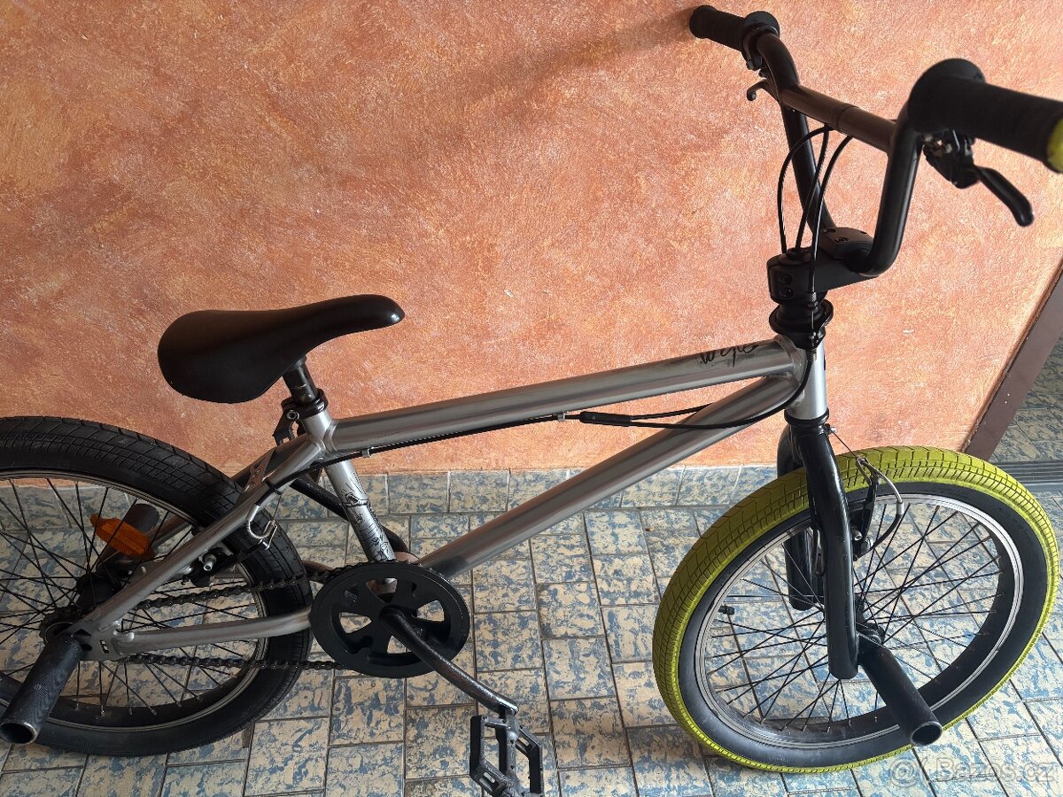 Kolo BMX