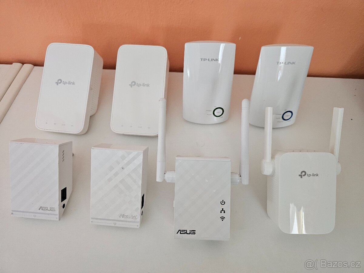 Wi-Fi extender TP-Link a ASUS