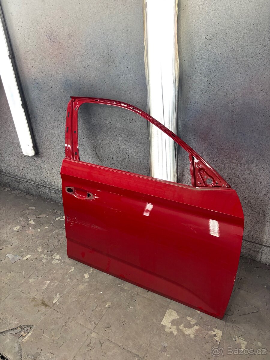 Scala prave predni dvere