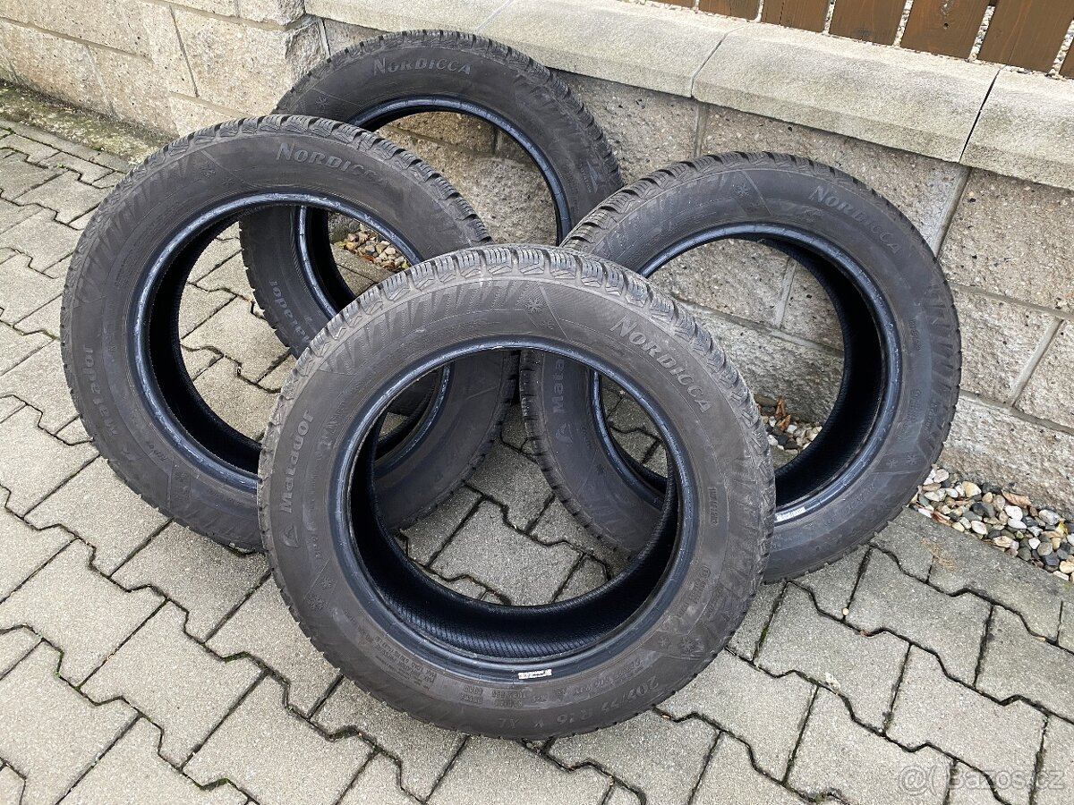 ZIMNÍ PNEU 205/55 R16 XL DOT 2024