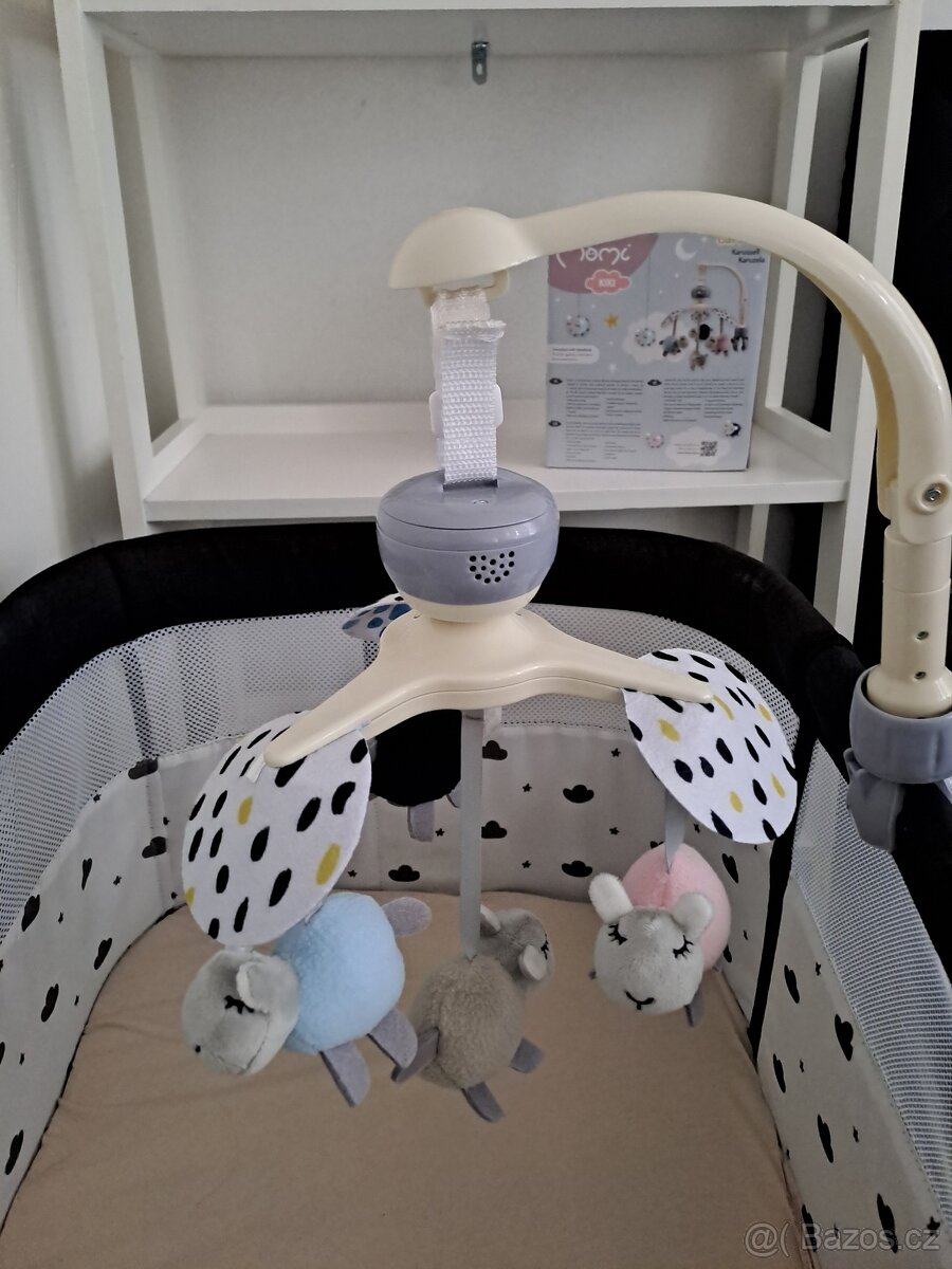 Dětská postýlka Momi