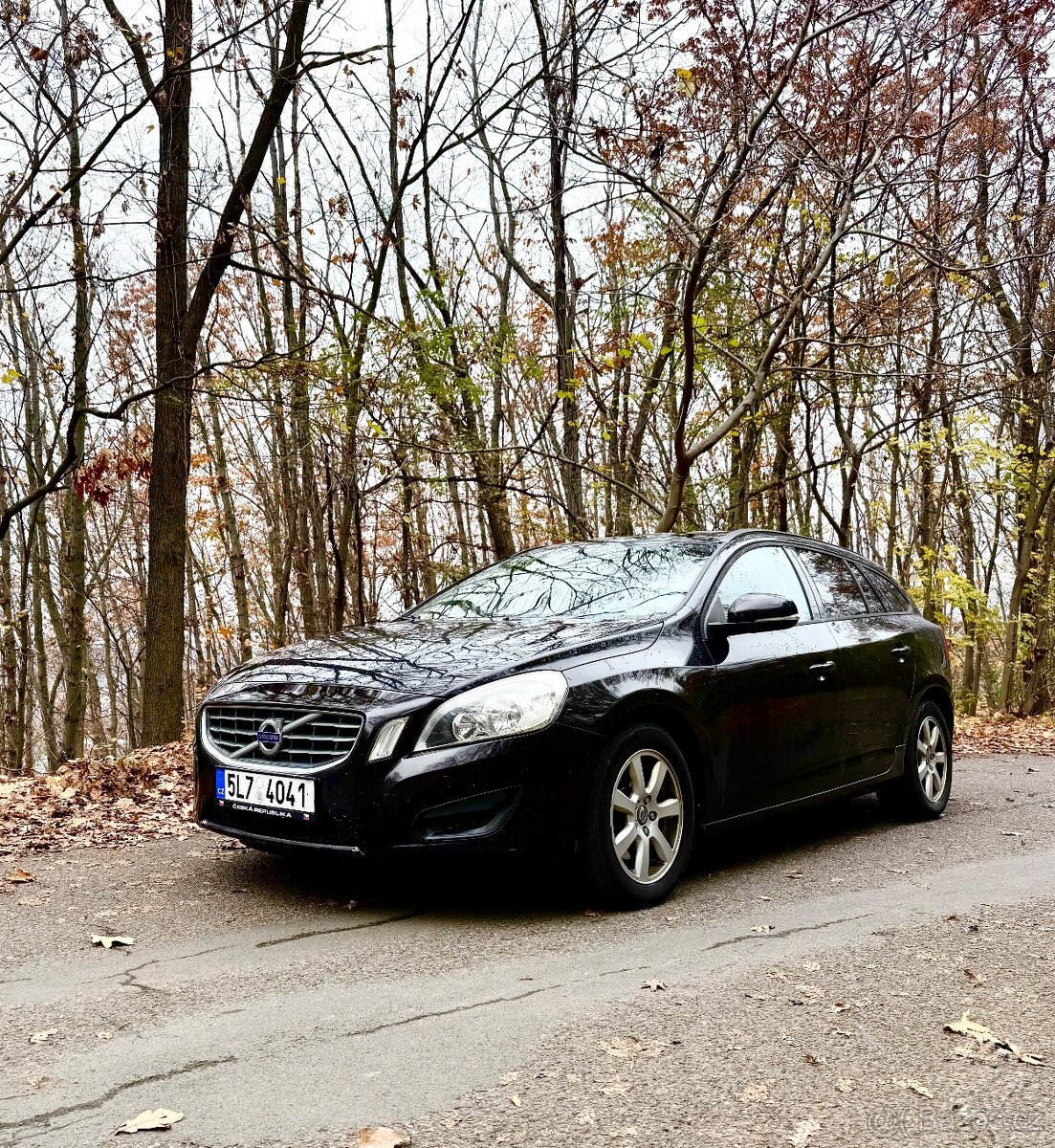 Volvo V60 D3 100 kW • pětiválec • manuál • 214 953 km