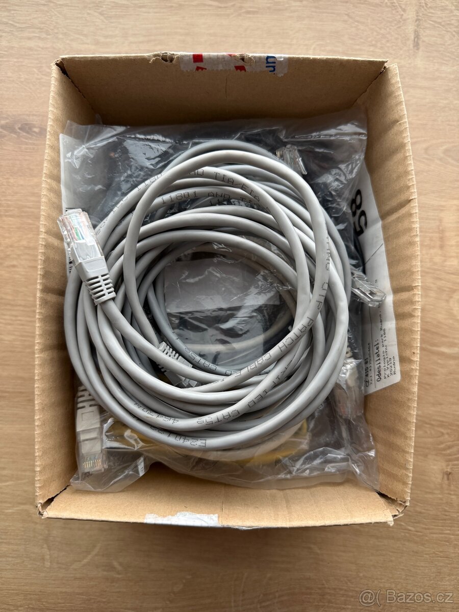 Sada 10 kusů síťových LAN kabelů (Ethernet)