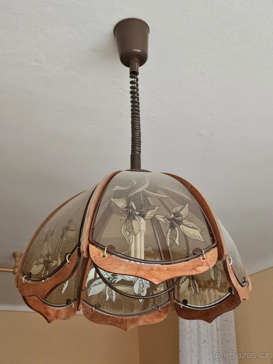 Lustr za odvoz, Březí u Mikulova