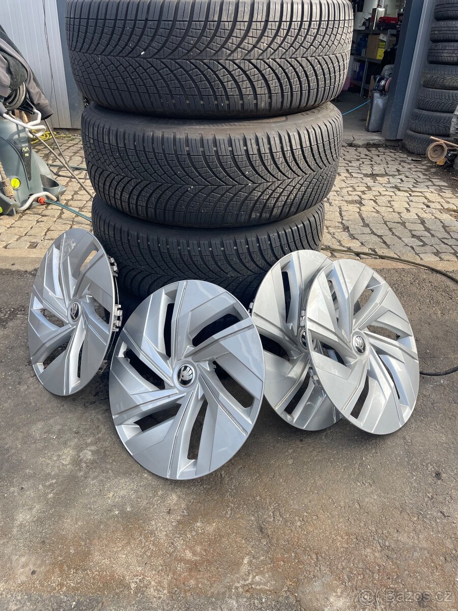 Pneu 235 /60 r18 celoroční Goodyear