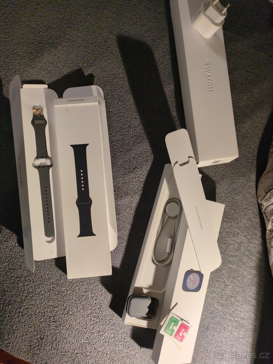 Apple watch series 8