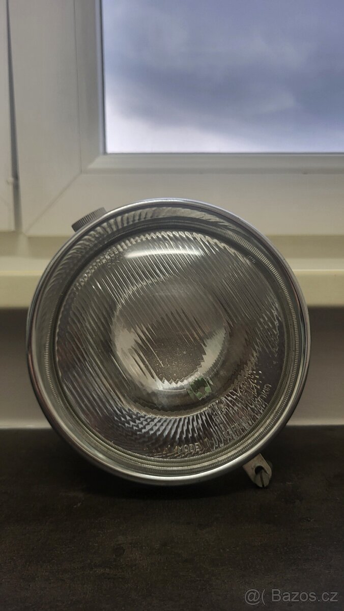 Přední světlo na Jawu 360 panelku