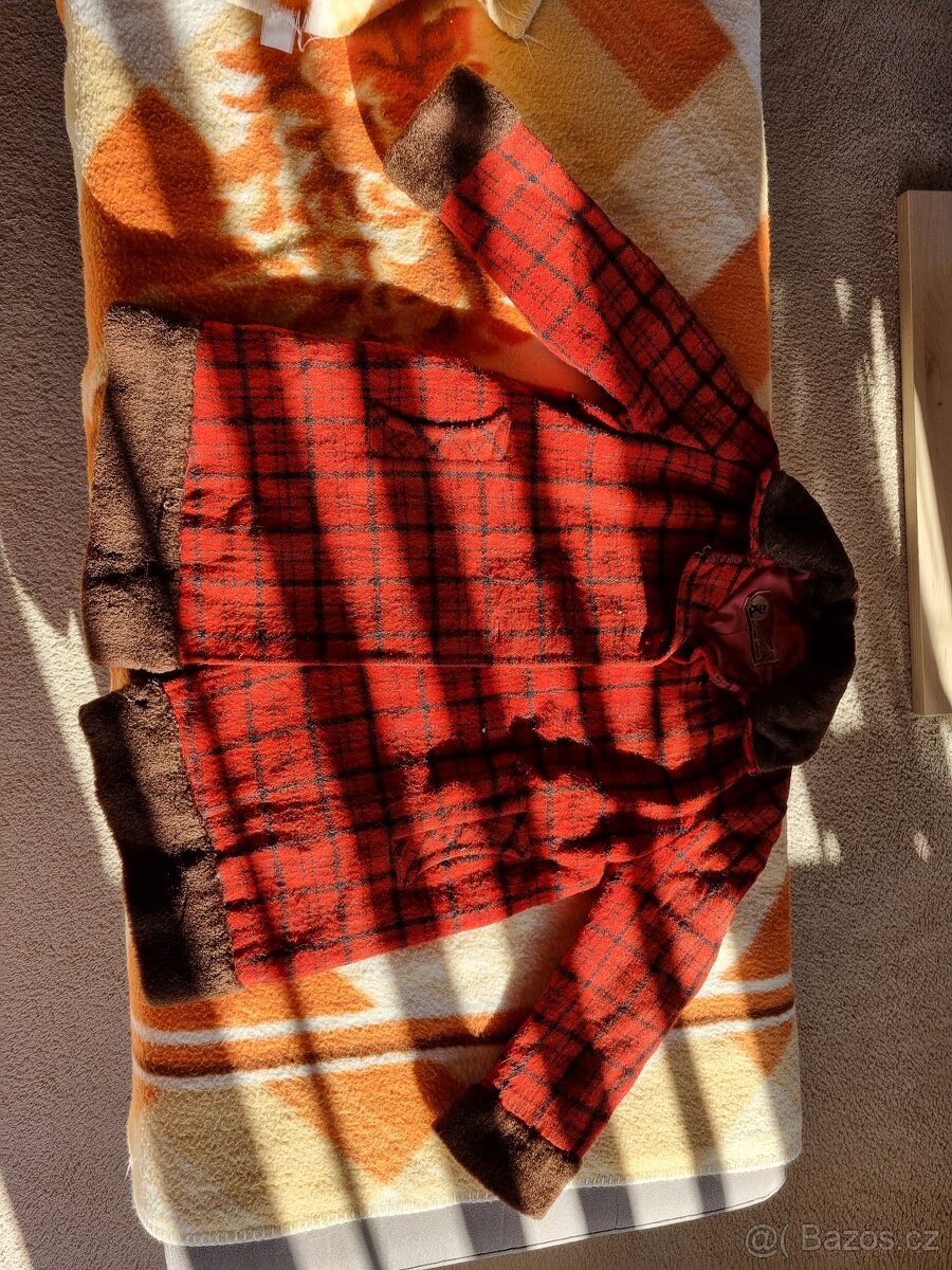Kabátek retro