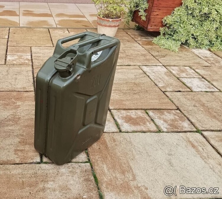 Kanystry 20litrový
