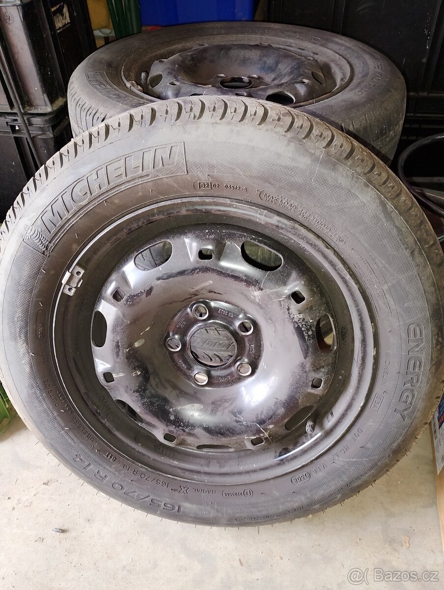 Plechové disky 14" 5x100 s pneumatikami