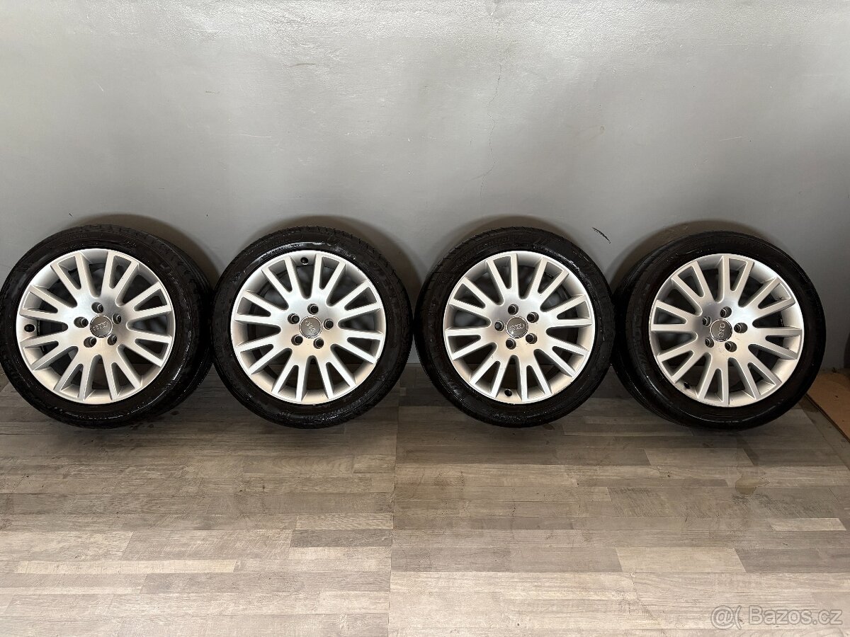 ALU KOLA AUDI A6 C6 7,5Jx17H2 ET45 4F0601025AK