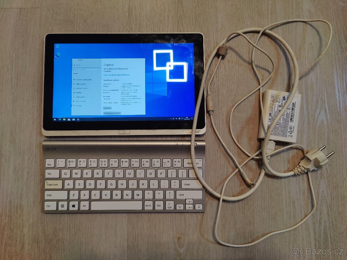 Notebook/tablet Acer Iconia W700