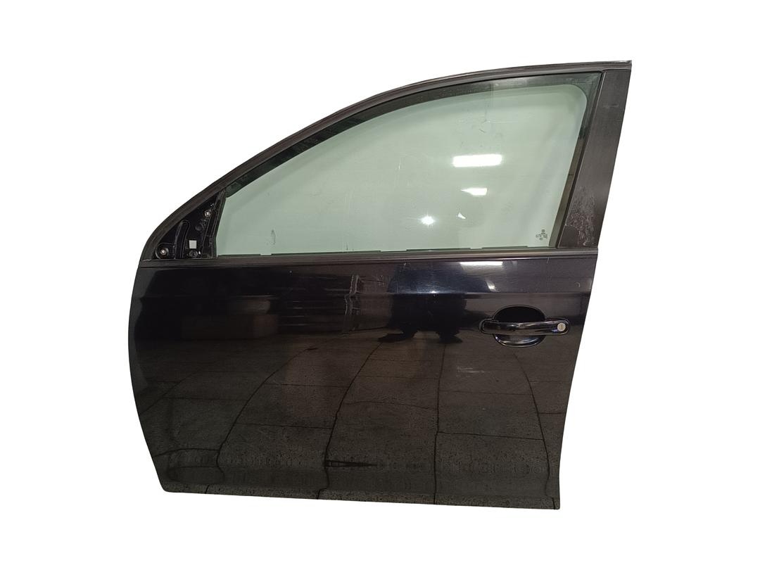 Levé přední dveře černá LC9X VW Golf 5 kombi 2009