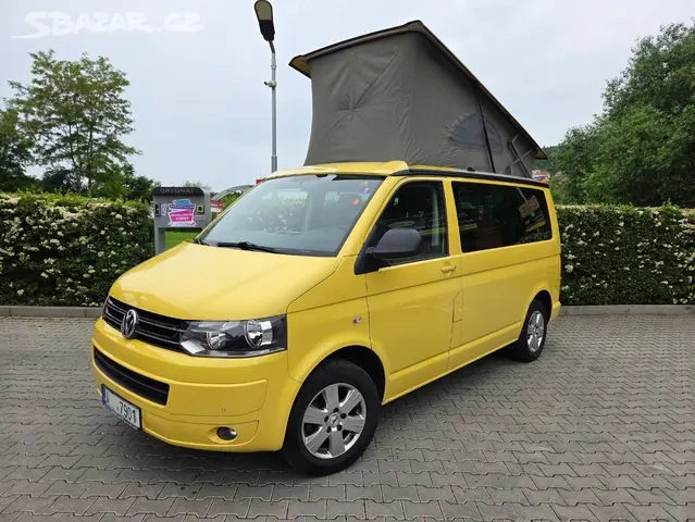 VW T5 California 2.0 TDI 103 kW,2013,serviska,kemp