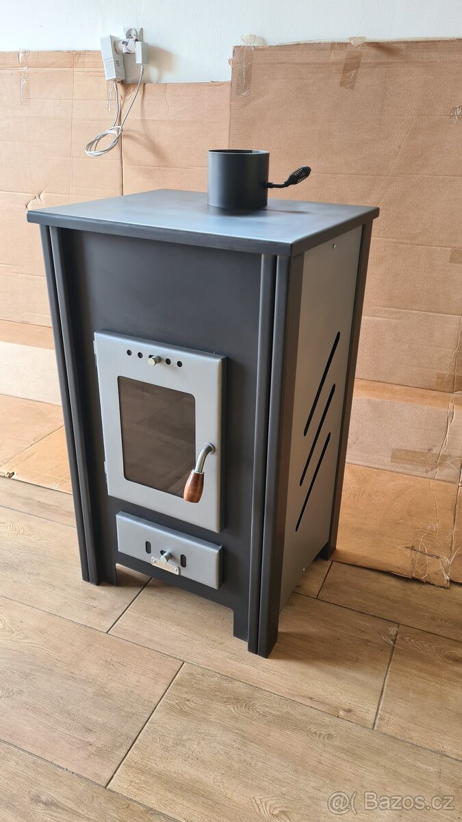 Nová krbová kamna "STYL" 5 kW ( BULTRON )