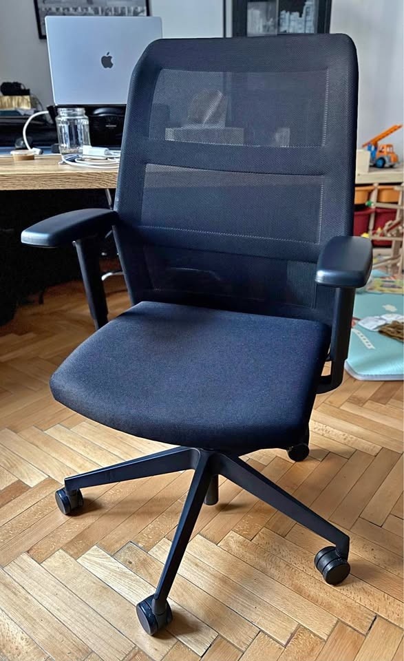 Kancelářská židle Wiesner Hager Paro2 PC 18.600,- NOVÁ