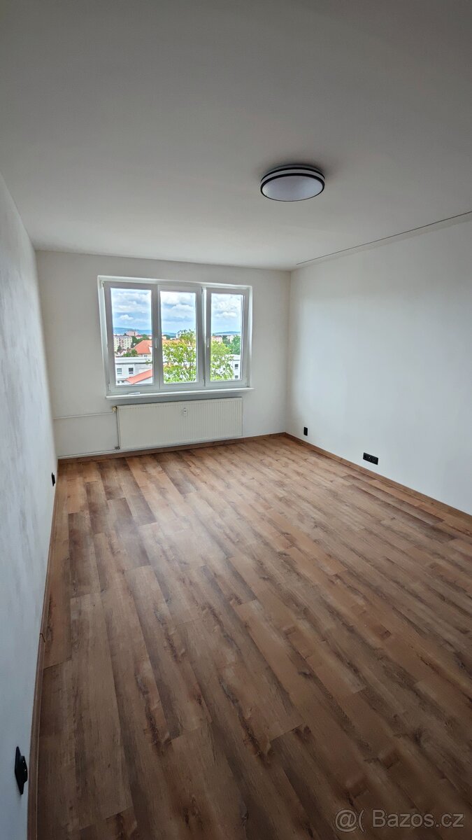Продаж квартири 2+1 у місті Хеб, вул. Космонавтів 5, 55 м²