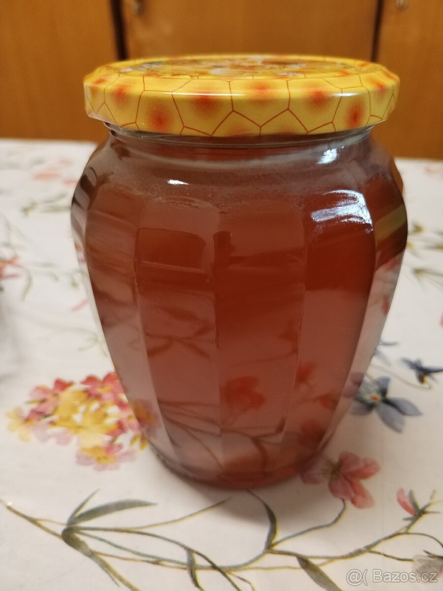 Med přímo od včelaře