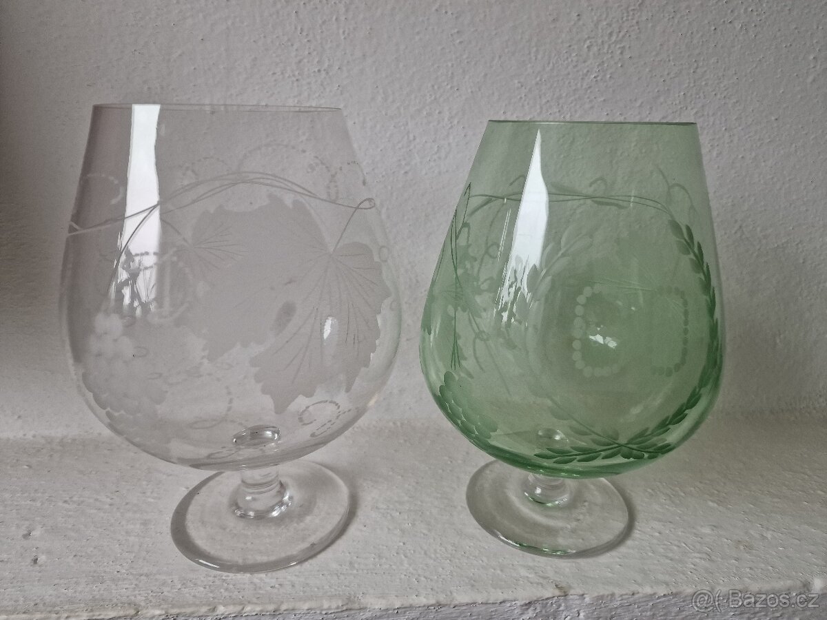 Broušené číše