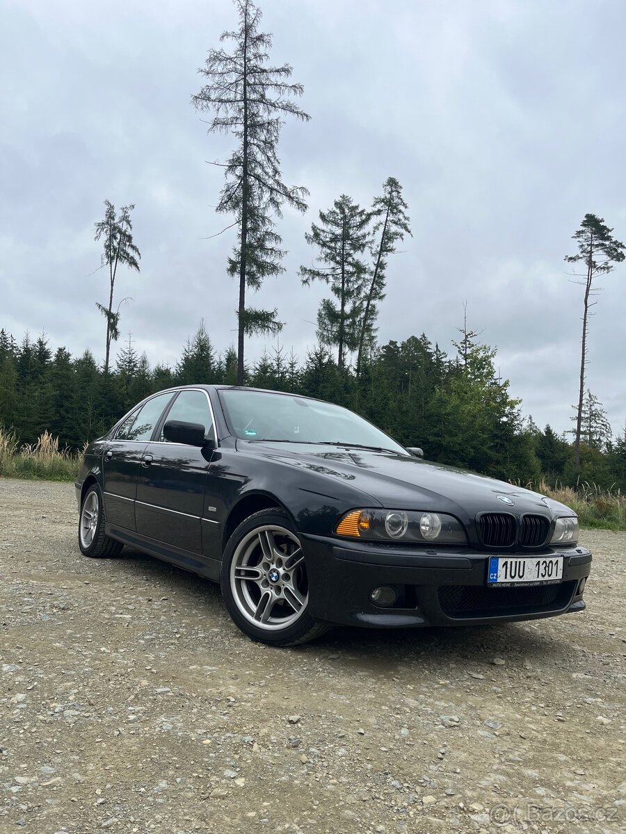 BMW e39 523i