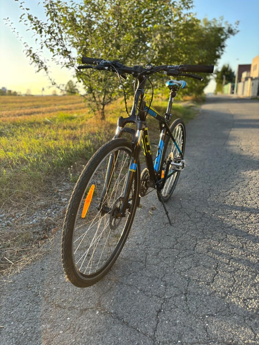 GT Transeo 4.0 City Cross – hybridní kolo
