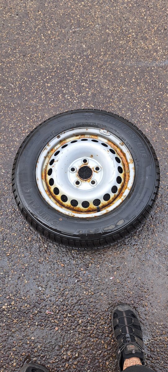 Prodám rezervní kolo transporter t5 lift