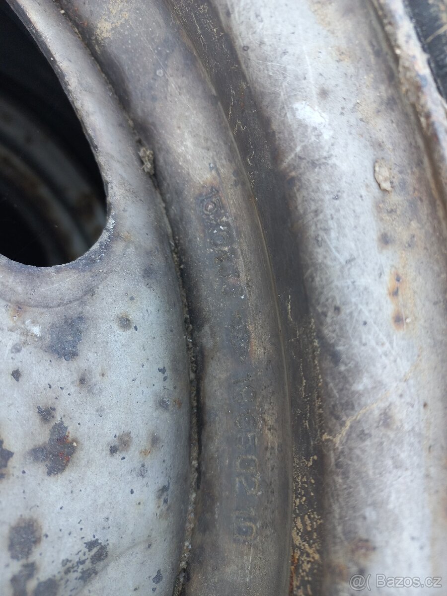 Ford Ranger rok 2010 sada kol