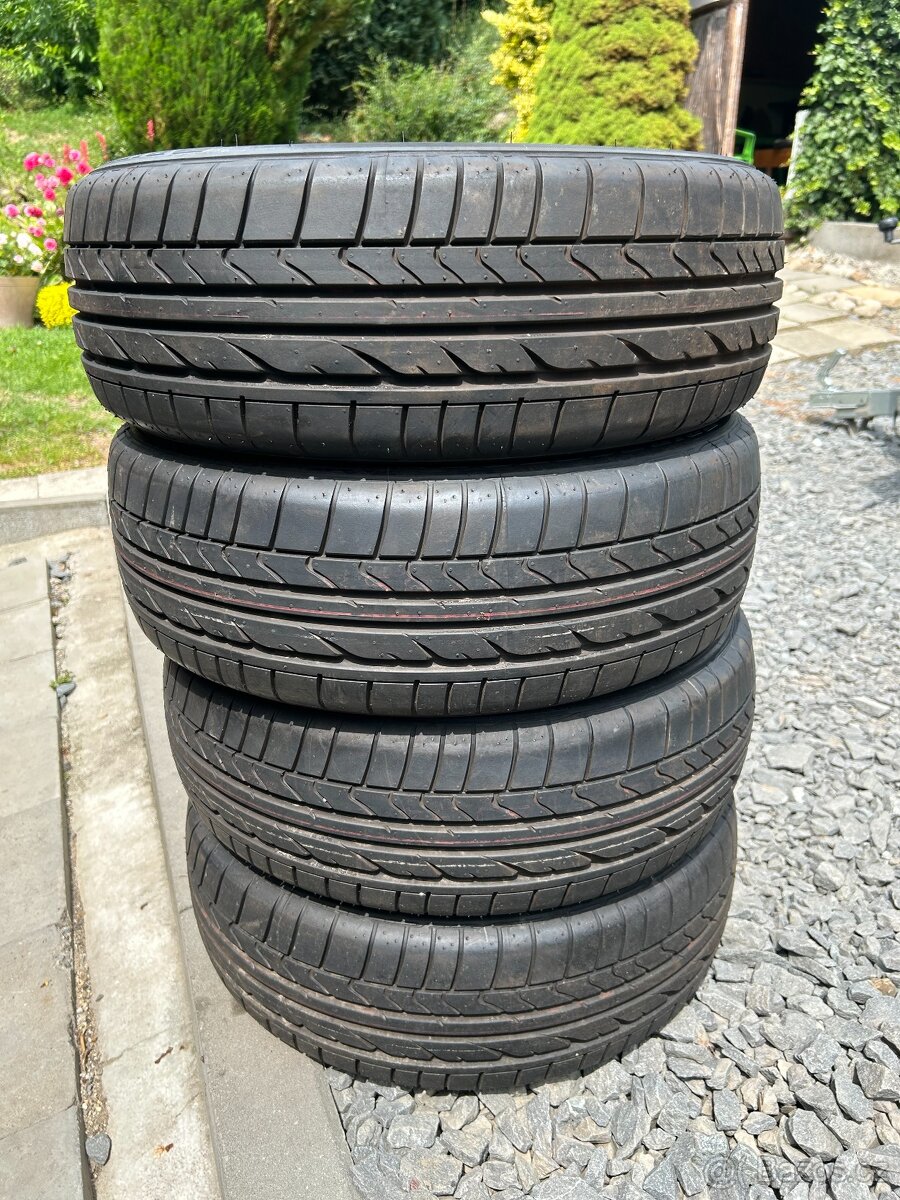 Prodám gumy 175/55/15 Bridgestone