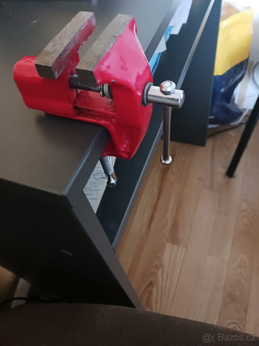 2 MALÉ SVĚRÁKY po 250,-Kč, oba za 400,-Kč