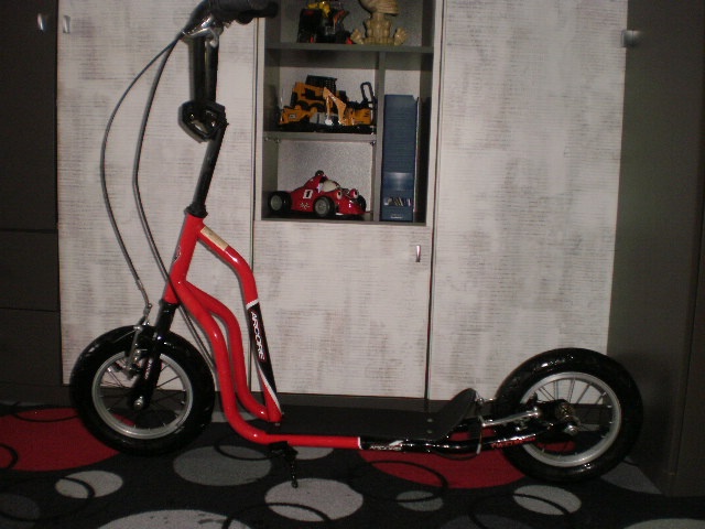 dětská koloběžka Arcore