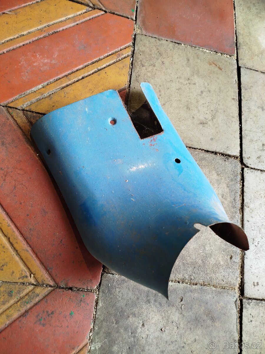 Prsíčka Jawa 550/555