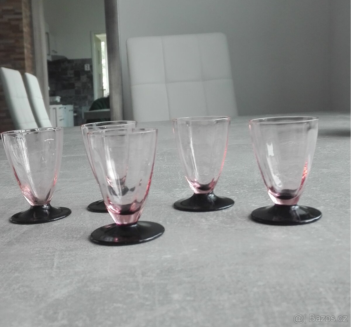 Prodám starožitné skleničky - štamprlata