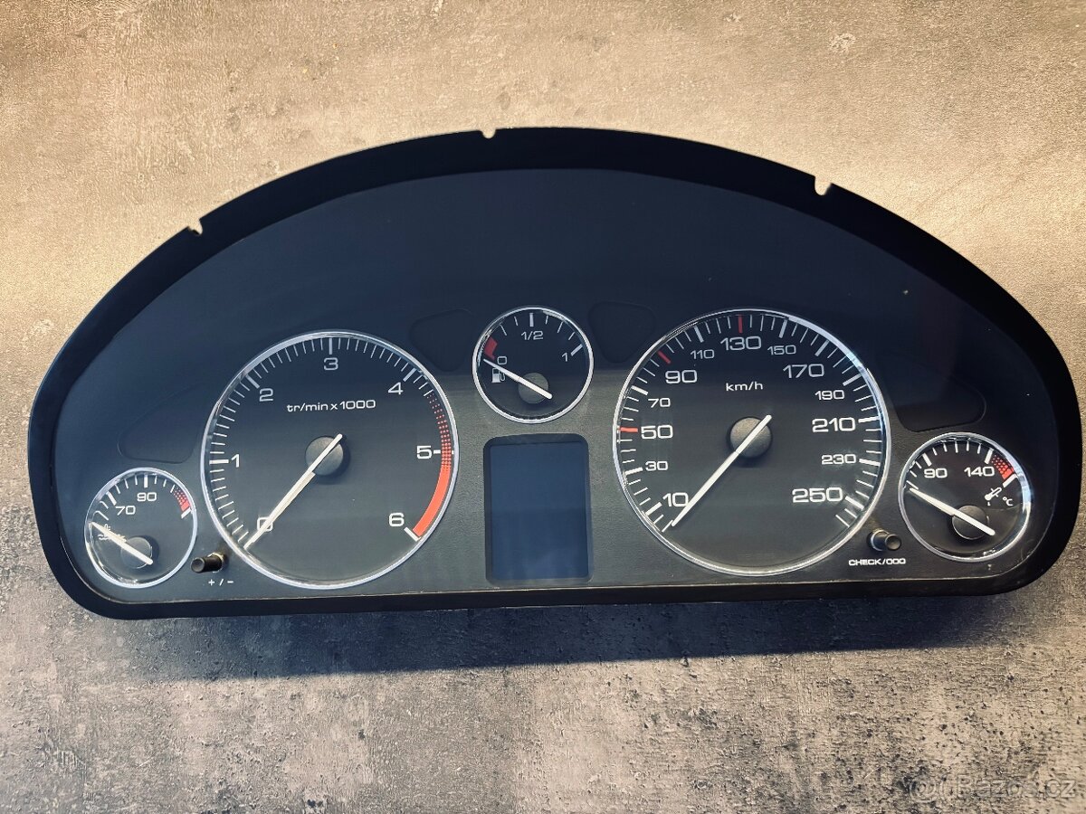 Budíky Peugeot 407 HDI