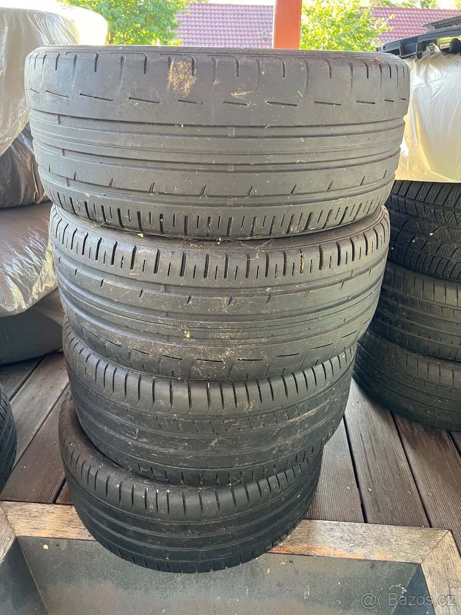 Pneumatiky Dunlop 245/40 R19