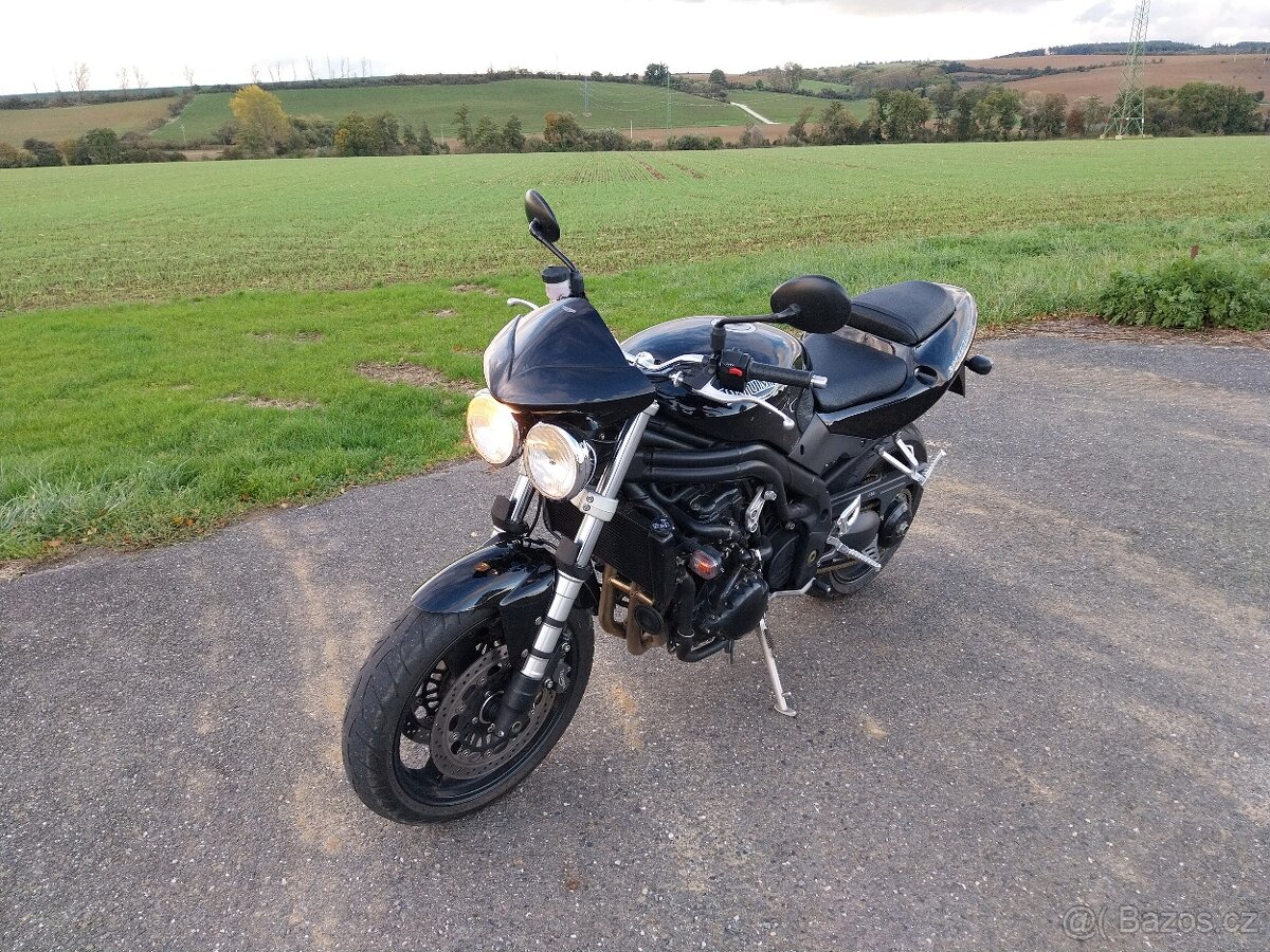 Triumph Speed Triple 955i 2004