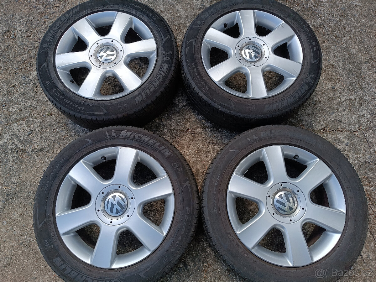 VW Golf Touran Caddy - alu 6,5x16 et50 + letní 205/55/16