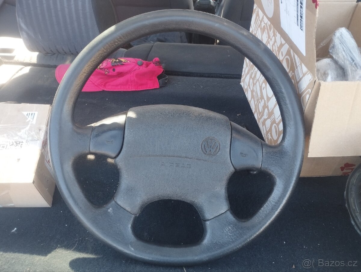 Volant s airbagem vc kroužku