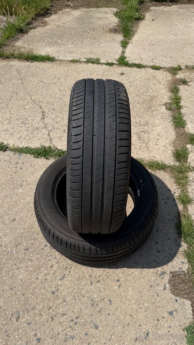 Prodám 2x letní pneu Michelin Primacy 3 215/55 R17 94W