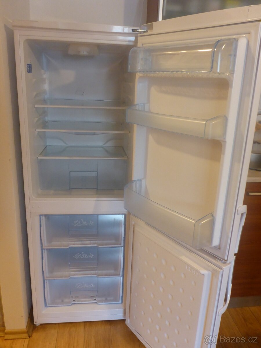 Beko CSA 24022