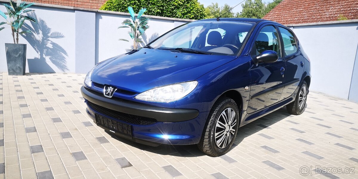 Peugeot 206 1,1i - 44kw. COLORL - STK do 5/2027 - 60 700km