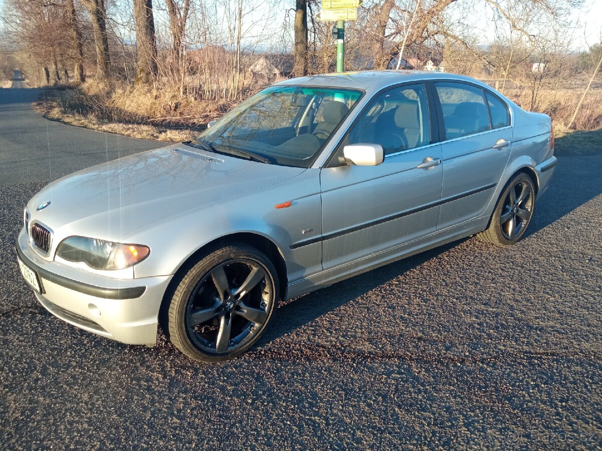 BMW 325 i