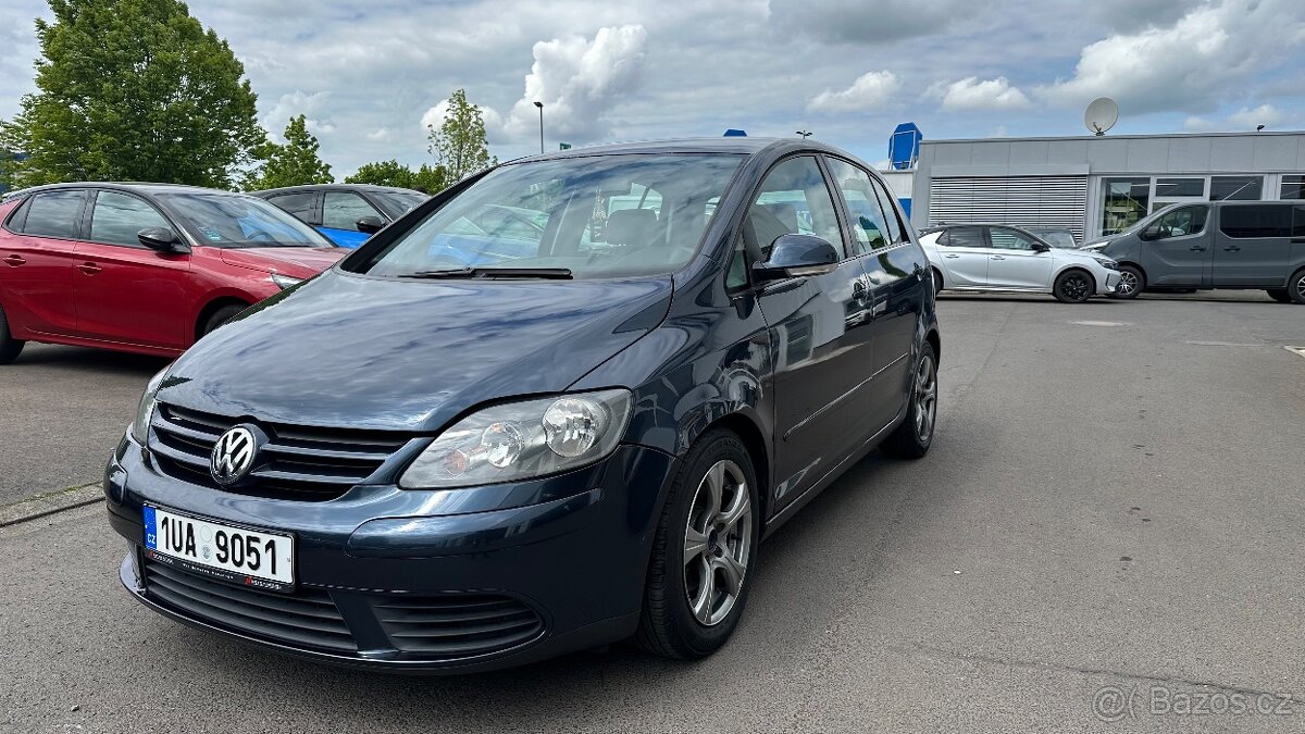 Volkswagen golf plus - bouraný