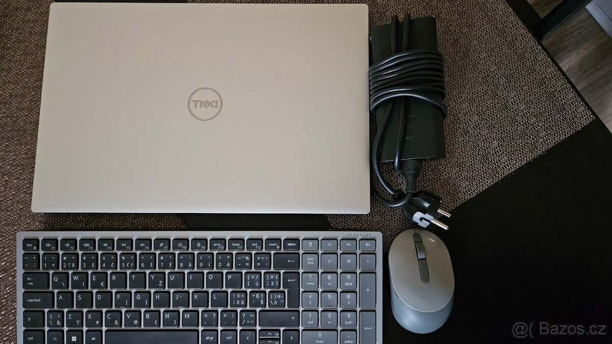 Dell XPS 15 9500, Intel i7, GTX 1650, 16 GB, 1TB SSD + kláv.